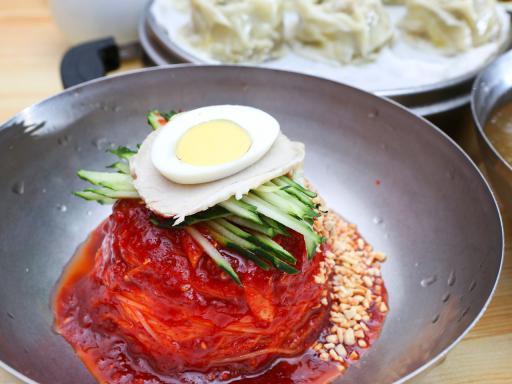 부산 여행 필수 코스! 현지성 가득한 ‘진짜 맛집’ 3곳