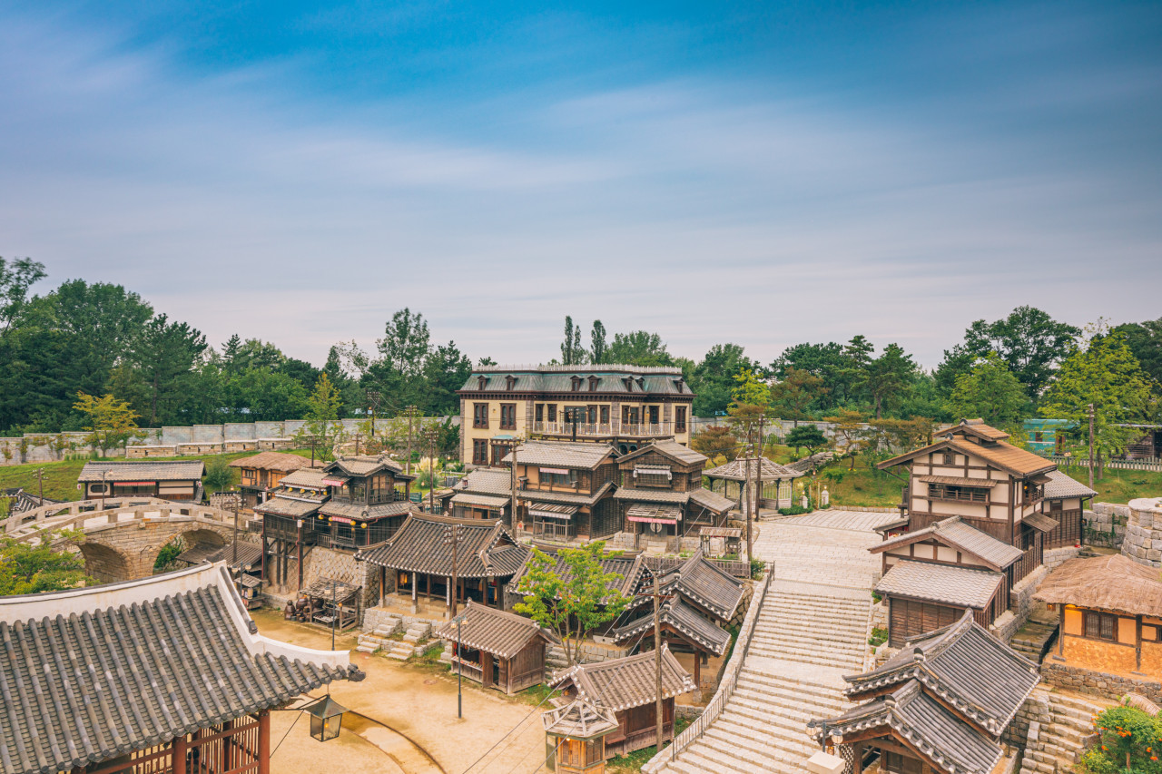 사진=선샤인 스튜디오 공식 홈페이지