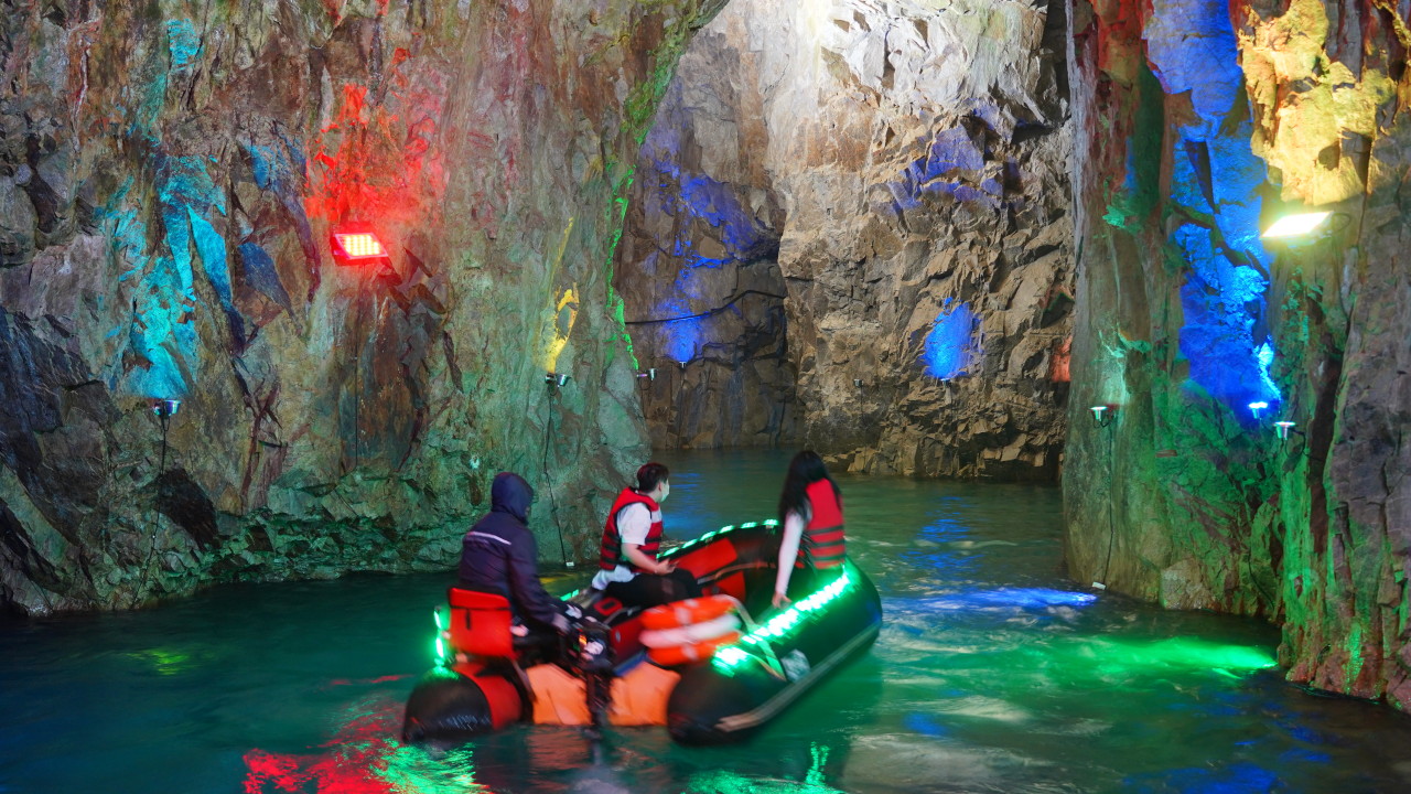 사진=자수정 동굴나라 공식 홈페이지