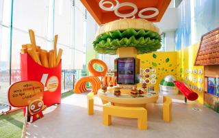 “매달 첫 수요일 전쟁”… 예약 안 하면 끝, 마곡 롯데 스위트파크