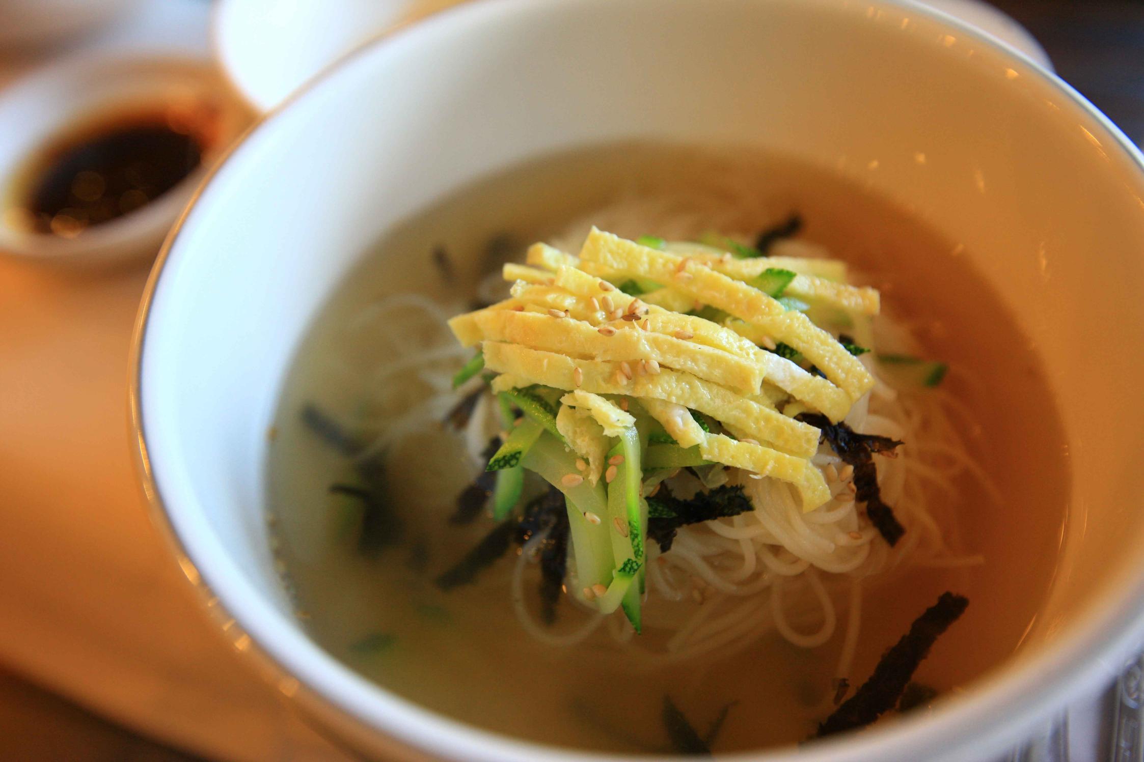 집에서 맛있게 완성하는 잔치국수 만드는 법, 실패 없는 황금 레시피 5단계