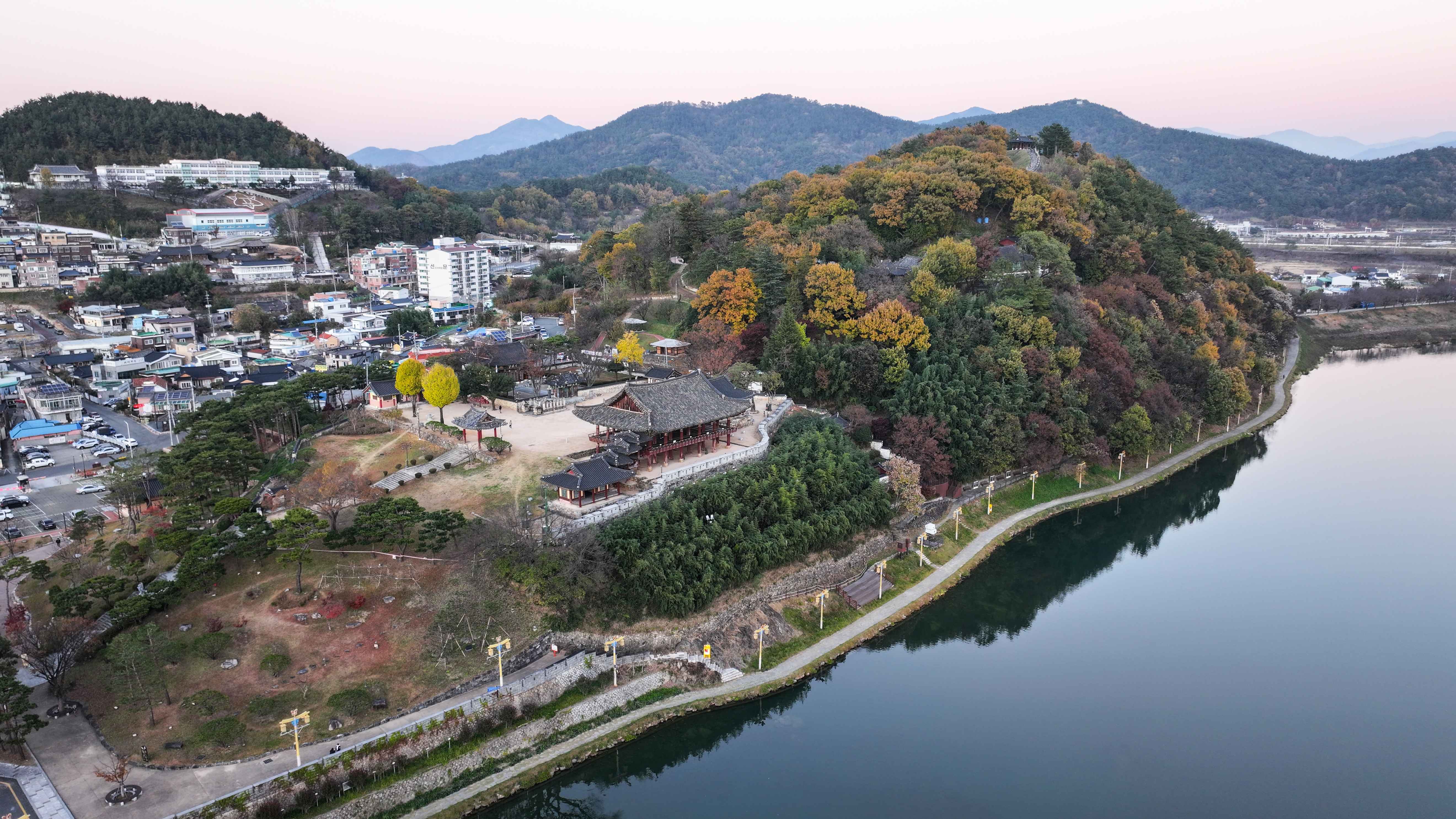 ⓒ한국관광공사 포토코리아-이범수/영남루