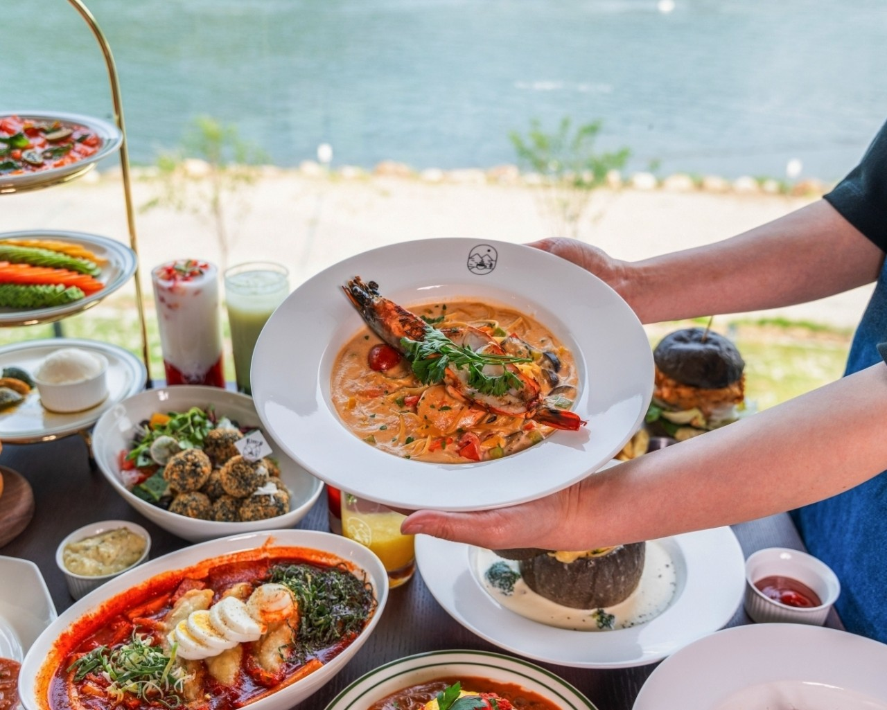 카페 리버나인 업체등록사진